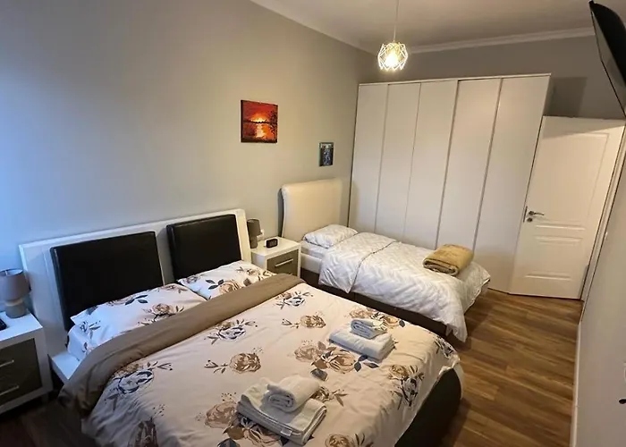 Agnesa 公寓 Gramsh